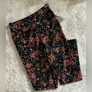 NWT Victoria’s Secret 7/8 Sport Leggings